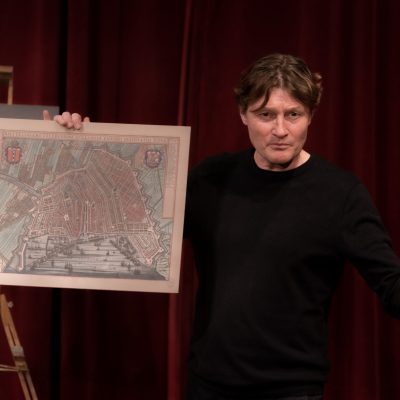 Hoezo Spinoza,
Tekst en spel: Harpert Michielsen,
Eindregie: Martijn de Rijk